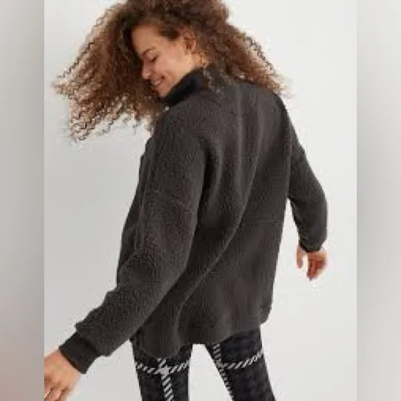 Aerie Dream Sherpa Quarter Zip Pullover Sweatshirt Women’s Small - Image 4