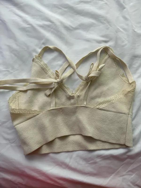 Urban Outfitters Top Cropped Cream - Image 2