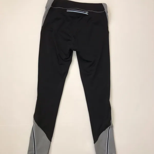 Athleta size small grey/ black‎ leggings They are in great condition - Image 5