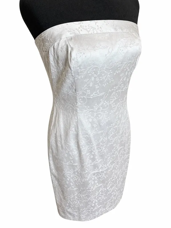 Express Strapless Ivory Jacquard Sheath Dress - Image 3