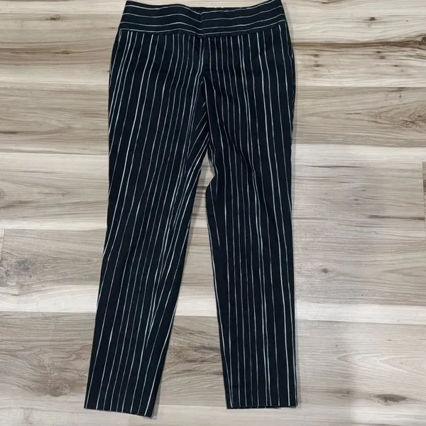 Alice and Olivia Straight Black White Pinstripe Pants Women’s 6 - Image 2