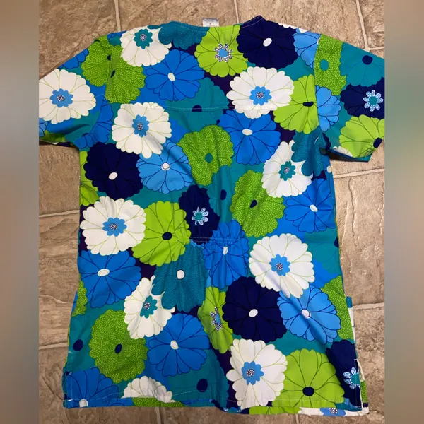 Floral Blue and Green Scrub Top - Image 2
