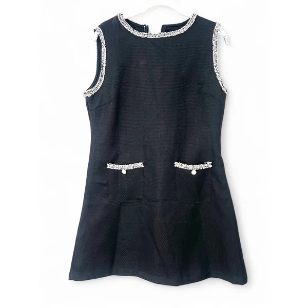 Boutique | M | Classic Mini Dress Quiet Luxury Sleeveless Button Front Tweed - Image 2