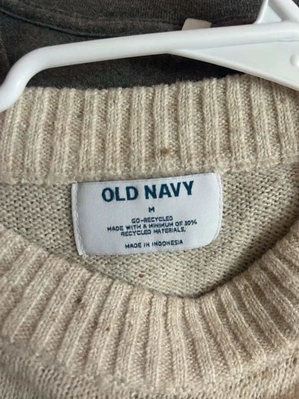Old Navy Sweater Women’s Knit - Image 3