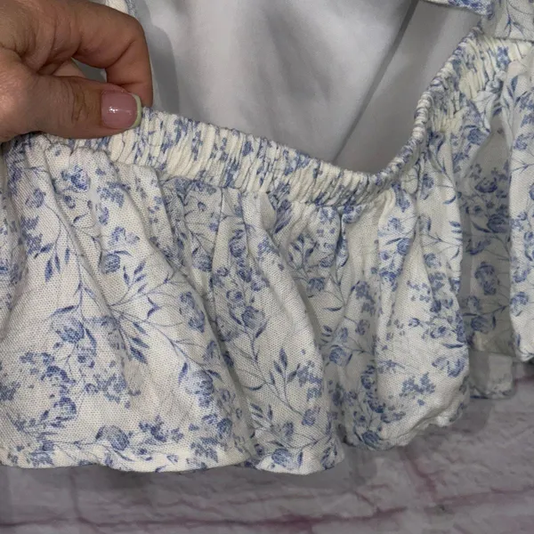 Mi Ami Large Floral Peplum Top - Image 6