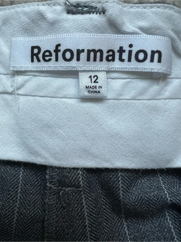 Reformation Mason Pant Size 12 Grey Pinstripe Wide Leg Pleated Trousers - Image 4