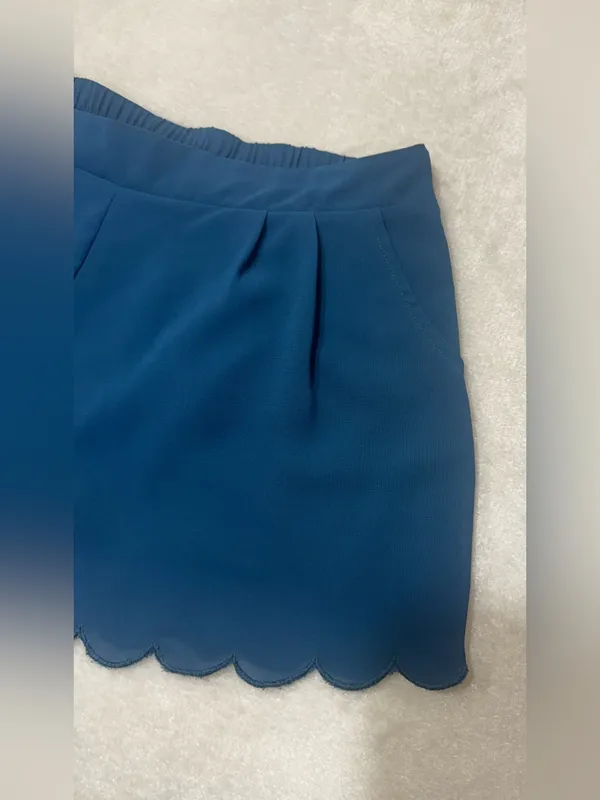 Mine Dark Blue Scallop-Hem High Waist Pull On Shorts Size Large - Image 4