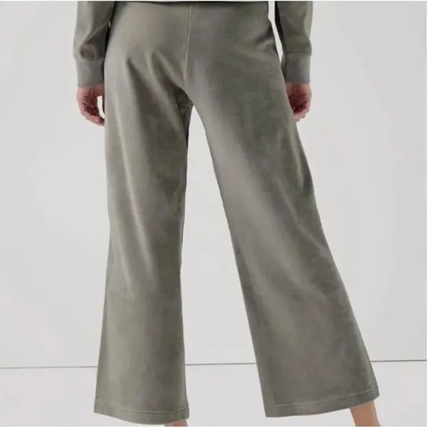 ✨Pact Women's Cotton Velour Wide Leg Crop Green Sz Medium Pants✨ - Image 2