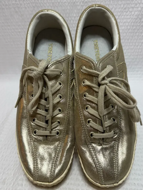 Tretorn Metallic Gold Platform Lace-Up Sneakers - Women's 8 - Image 3