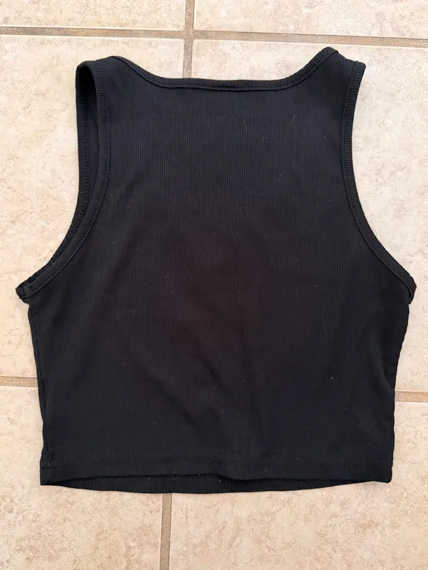 Edikted Black Square Neck Crop Top - Image 5