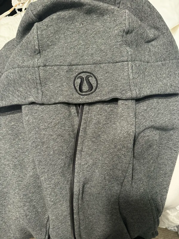 Full-Zip Lululemon Jacket 6 Black - Image 4