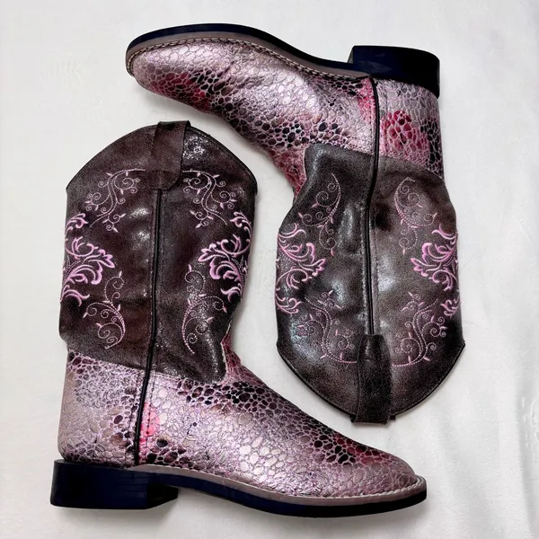 Shyanne Faux Leather Western‎ Boots - Square Toe size Size 5 - Image 9