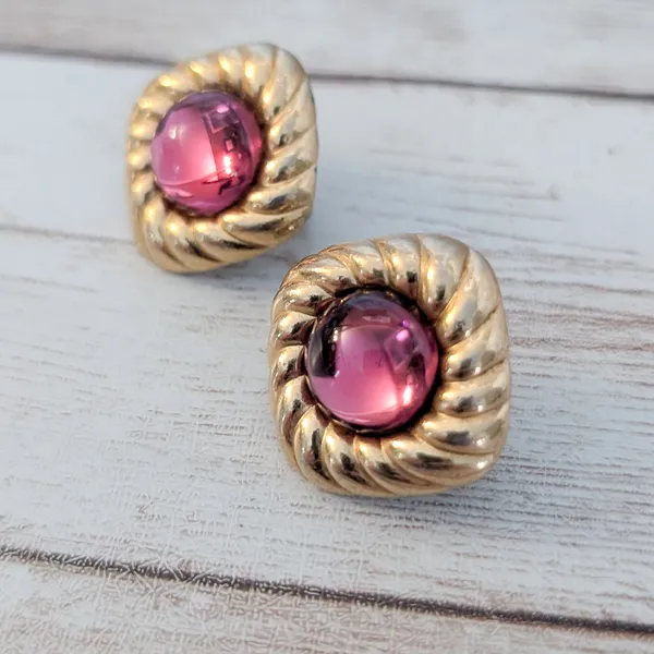 Vintage Avon Clip On Earrings Pink with Gold Tone Chunky Halo - Rear Tarnish - Image 3