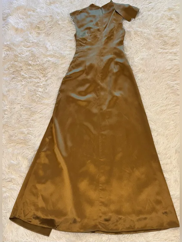 NEW ACLER Ramshaw Metallic Pleated Satin Gown golden moss Sz 4 - Image 6