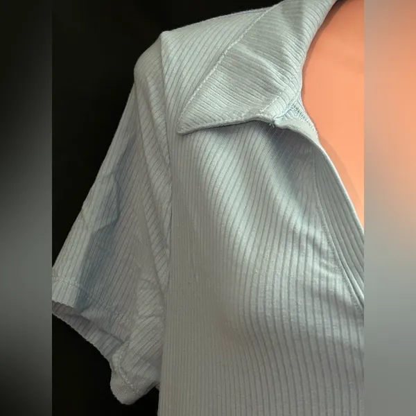 Love Tree Women Form Fitting Light Blue Collared Short Sleeve Textured Dress LG - Image 6