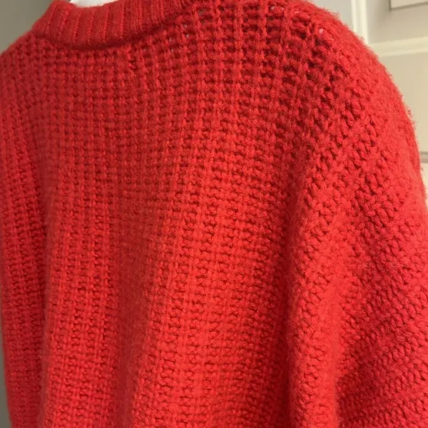 Madewell Women’s Heavy Weight Everett Cable Knit Pullover Red Sweater-Small - Image 11