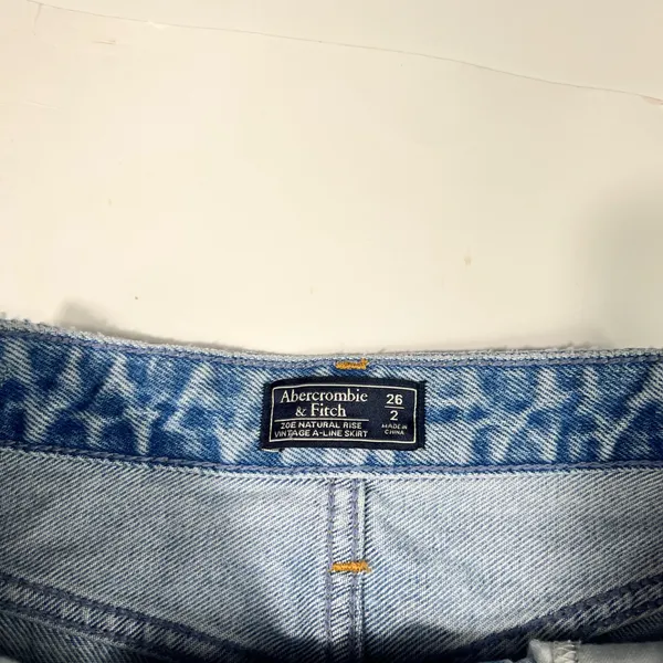 Abercrombie & Fitch Zoe Natural Rise Vintage A-Line Denim Jean Skirt Light Wash - Image 5