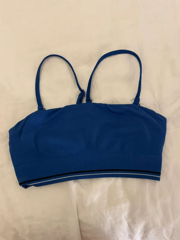 Alphalete Strappy Sports Bra - Image 5