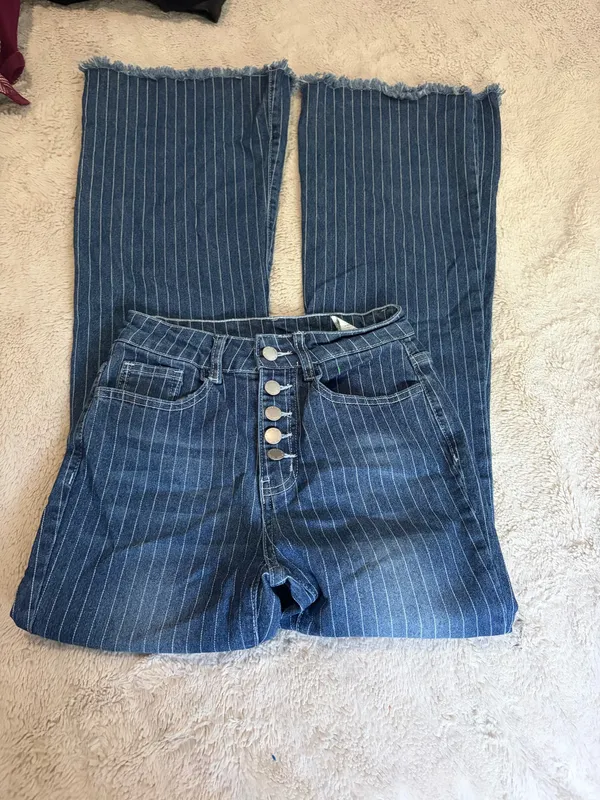 Shein jeans - Image 2