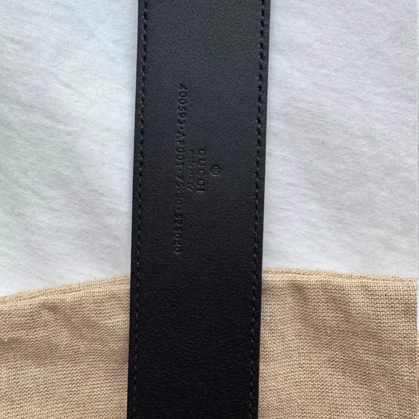 Gucci Black Leather Belt with Gold Buckle - Image 6