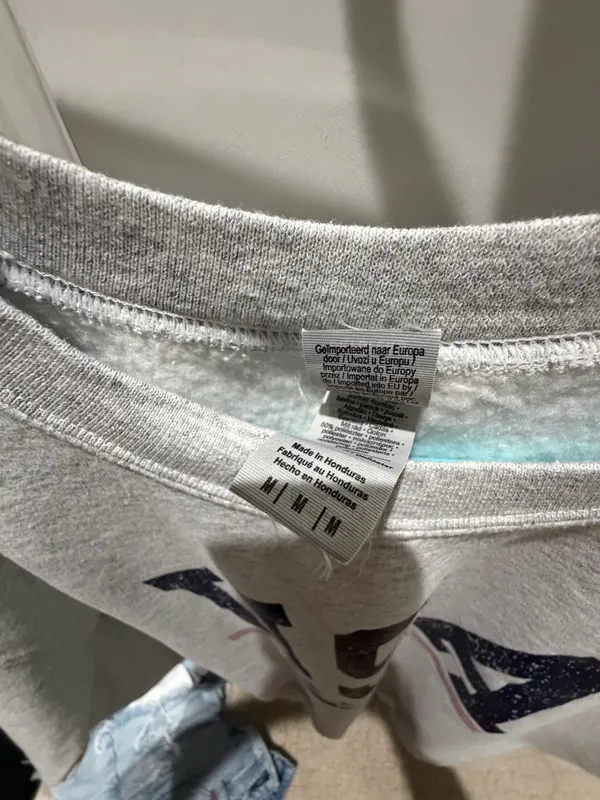 Gildan Sweatshirt - Image 2