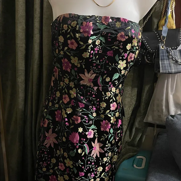 Lulus Make a Move Black Satin Floral Jacquard Strapless Midi Dress Size medium - Image 6