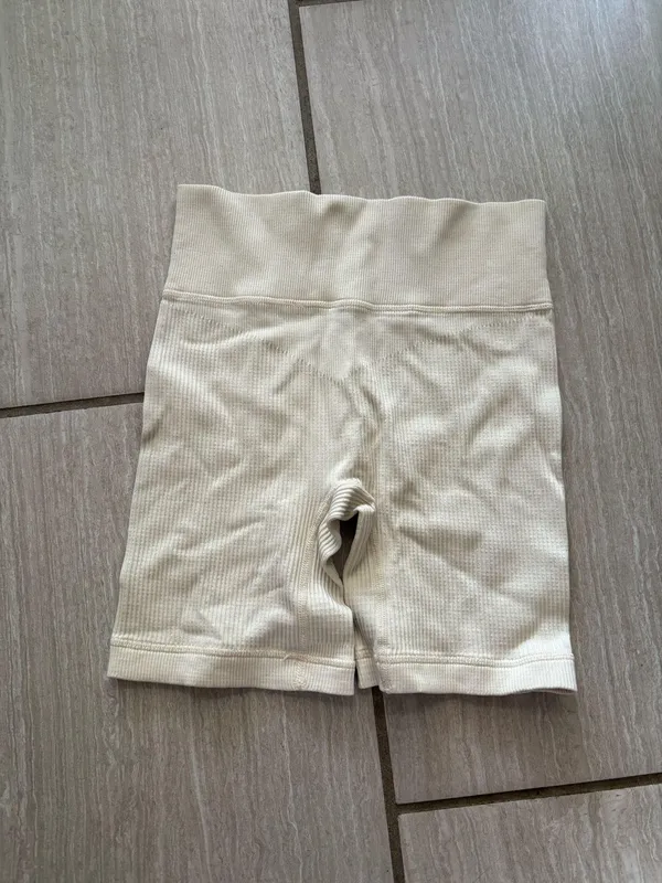 Biker Shorts Tan - Image 2