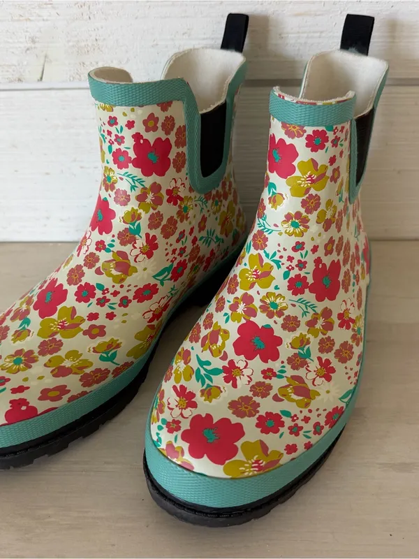 Journee Tekoa Floral Garden/Rain Boots Women’s Size 10 Multicolor NEW - Image 7