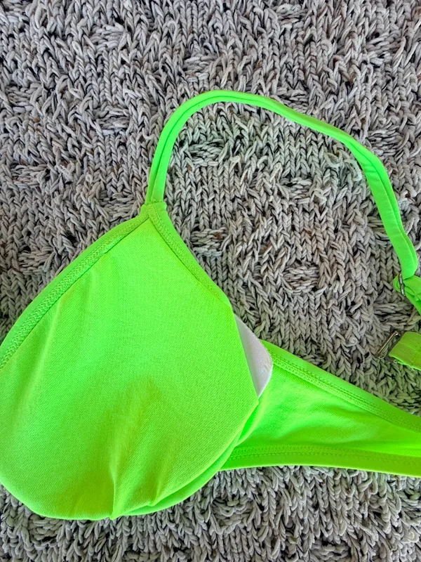 Xhilaration (Target) | Wire Cup Neon Green Bikini Swim Top | L - Image 4