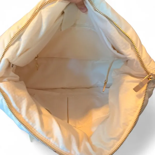 iPack Puffy Tote Bag Cream Laptop Travel Weekender Shoulder Carry On Bag - Image 4