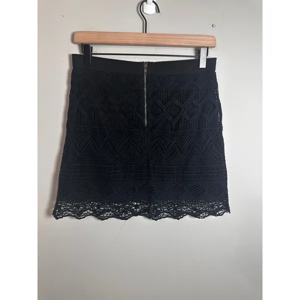 American Eagle Black Crochet Lace Mini‎ Skirt Boho Festival Zipper Back Size 2 - Image 3