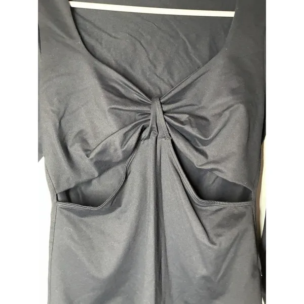 Abercrombie & Fitch black long-sleeve twist-front cutout bodysuit L Soft stretch - Image 3