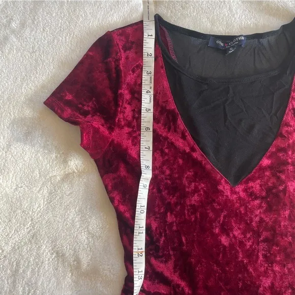 One Clothing Crushed Velvet Maroon Dress with Black Mesh Chest size S - Image 6