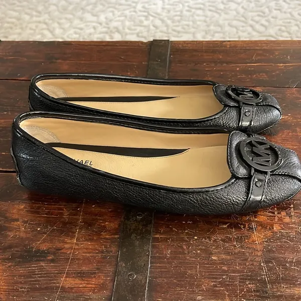 Michael Kors Black Leather Ballet Flats Size 7.5 - Image 5