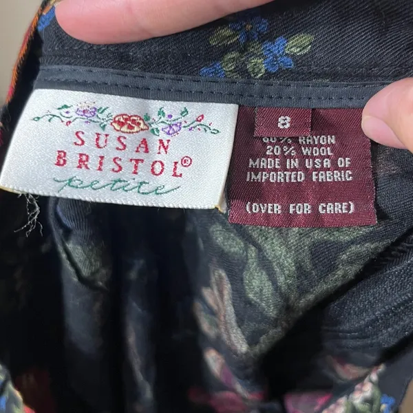 Vintage Susan Bristol Petite Floral Midi Skirt Black‎ Red Roses Grapes Size 8 - Image 5