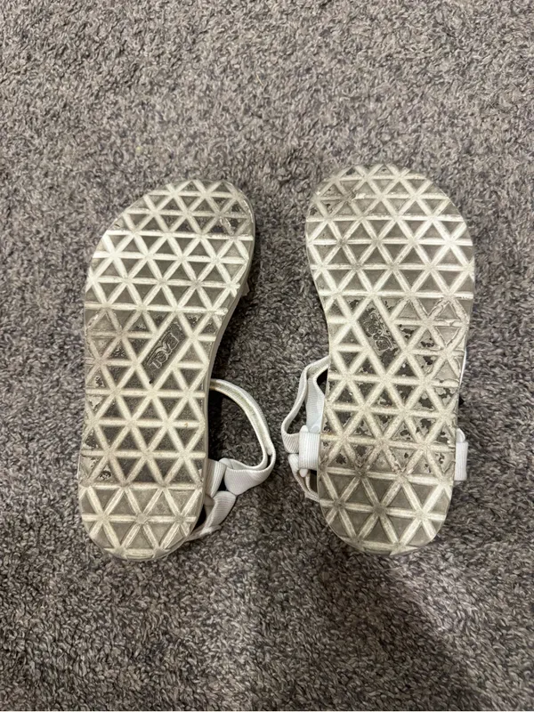 Teva White Women’s Sandals - Image 5
