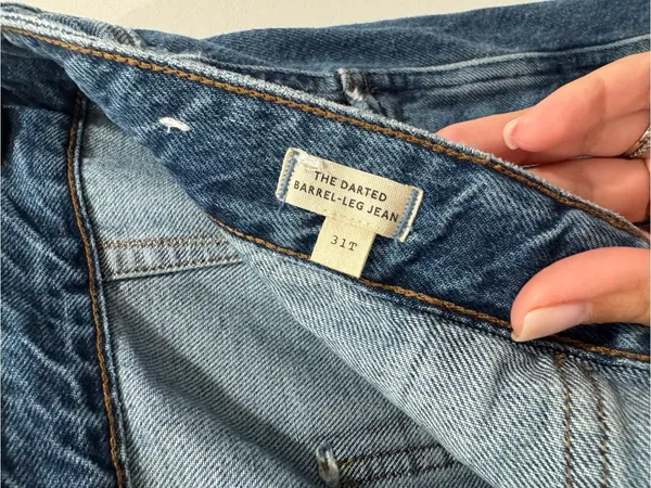 Madewell The Darted Barrel-Leg Jean Size 31T NWOT - Image 8