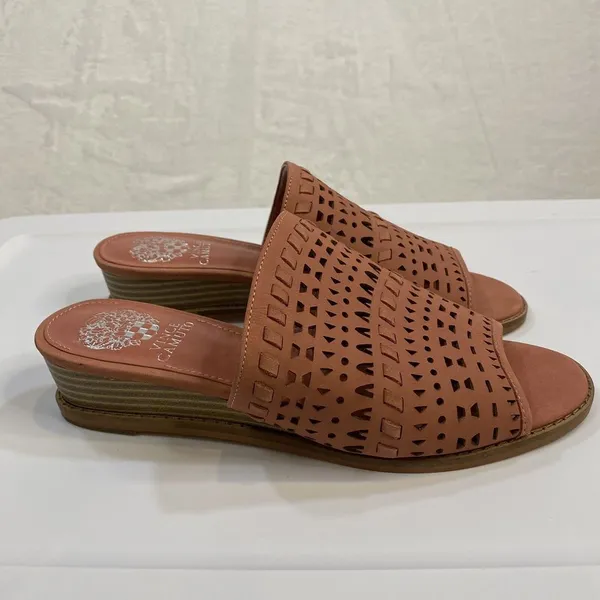 Vince‎ Camuto Leather Wedge Slide Wide Sandals Sushi 8 Wide NWOT - Image 4