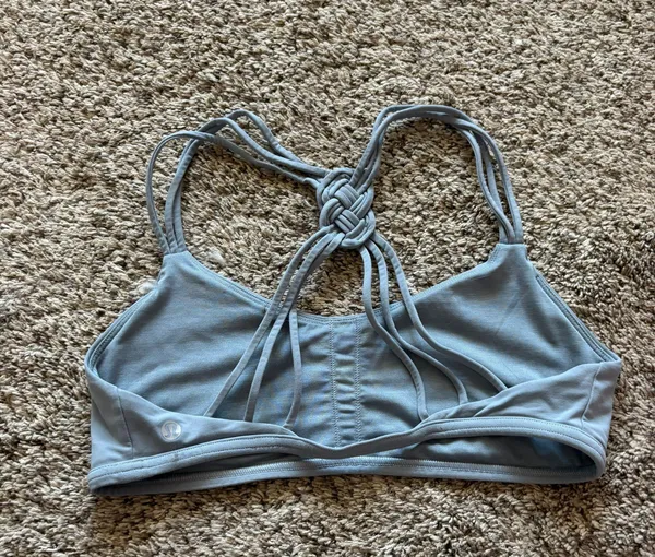 Lululemon Love Knot Sports Bra in Chambray - Image 4