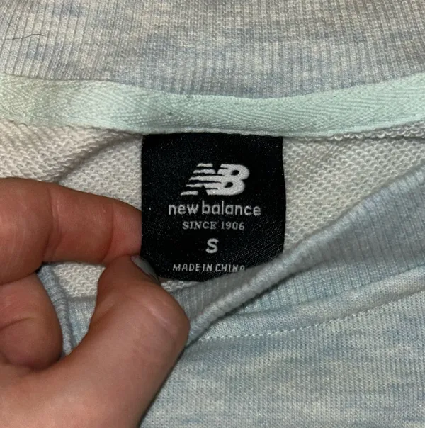 New balance color block sweater sweatshirt - Image 3