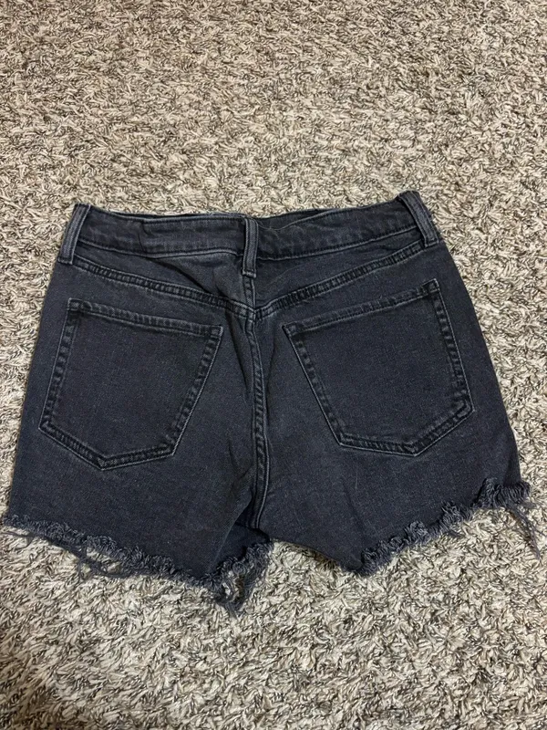 Black denim shorts Size 6 - Image 2