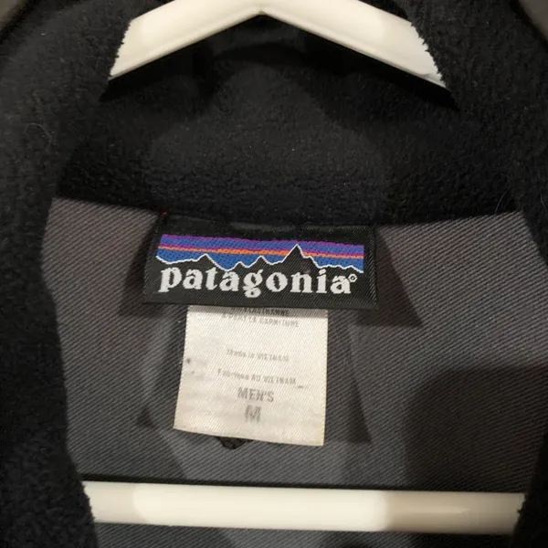Patagonia Red/Black Two Tone  Zip Up Coat Jacket Windshield Jacket - Image 6