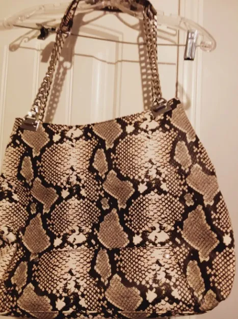 INC International Concepts Tote Bag Chain - Image 3