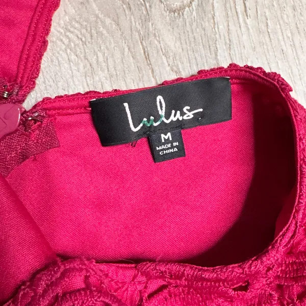 NWT Lulus Lace Sheath Dress Fuchsia Pink Short Sleeve‎ Knee Length Size Medium M - Image 5