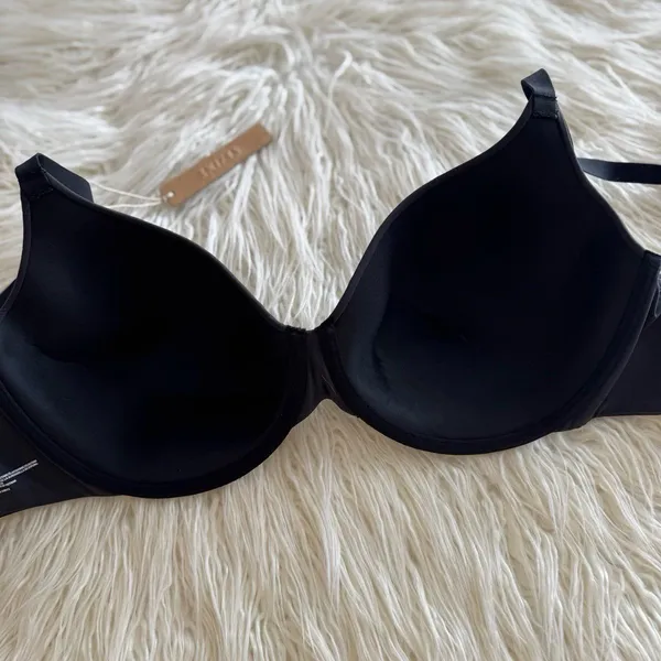 Skims Fits Everybody T-shirt Bra Onyx Size 34DDD - Image 5