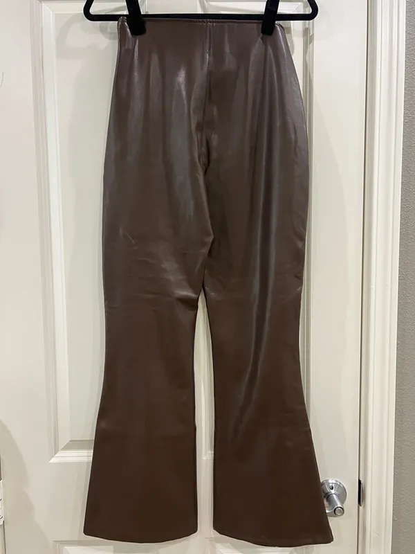 Abercrombie & Fitch Vegan Leather Pants – Brown – Size Small Short – NWT - Image 5