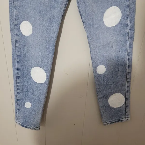 Levi’s Wedgie Straight Jeans Women’s Size 25 White Polka Dot Light Wash - Image 3