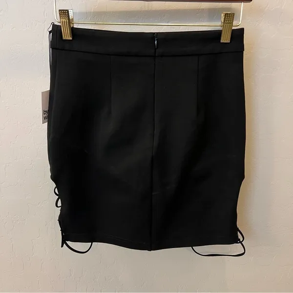 Revolve By The Way double split elastic lace skirt, black, S, stretchy, NWT - Image 4