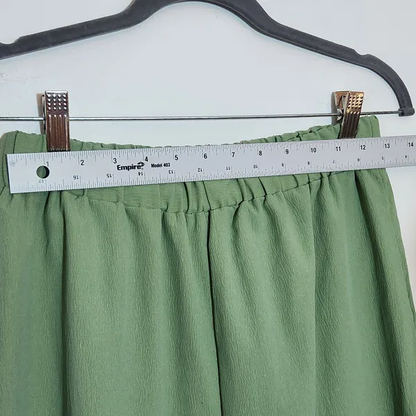 Cider Pull-on Green Wide Leg Pants Size Medium - Image 4