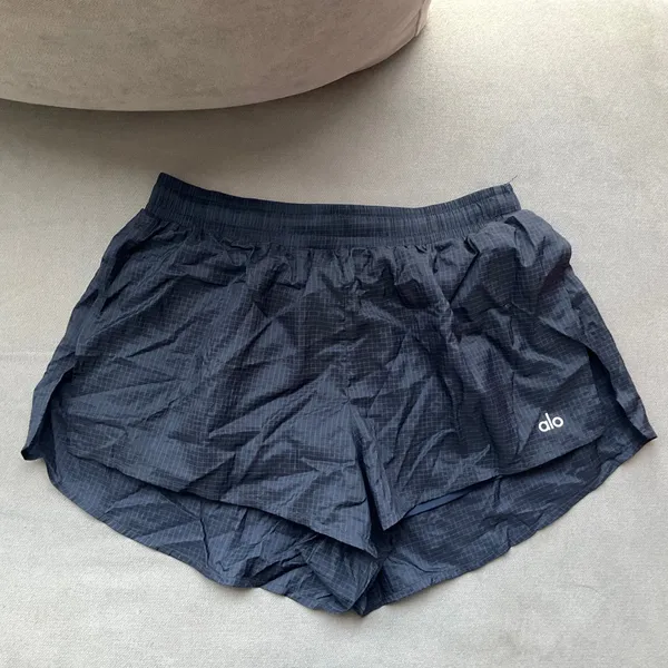 Alo Yoga Game Time Short Navy S - Image 2